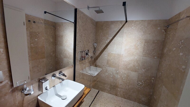 Aviatiei, studio 44mp, bloc tip boutique, la 800m metrou Aurel Vlaicu